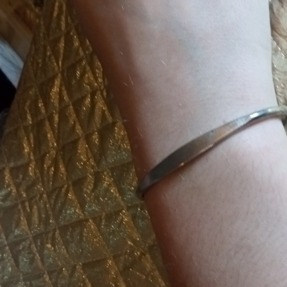 Vintage simple weighted silver bangle